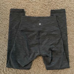 NWOT Lululemon Capris - wonder under luxon size 2